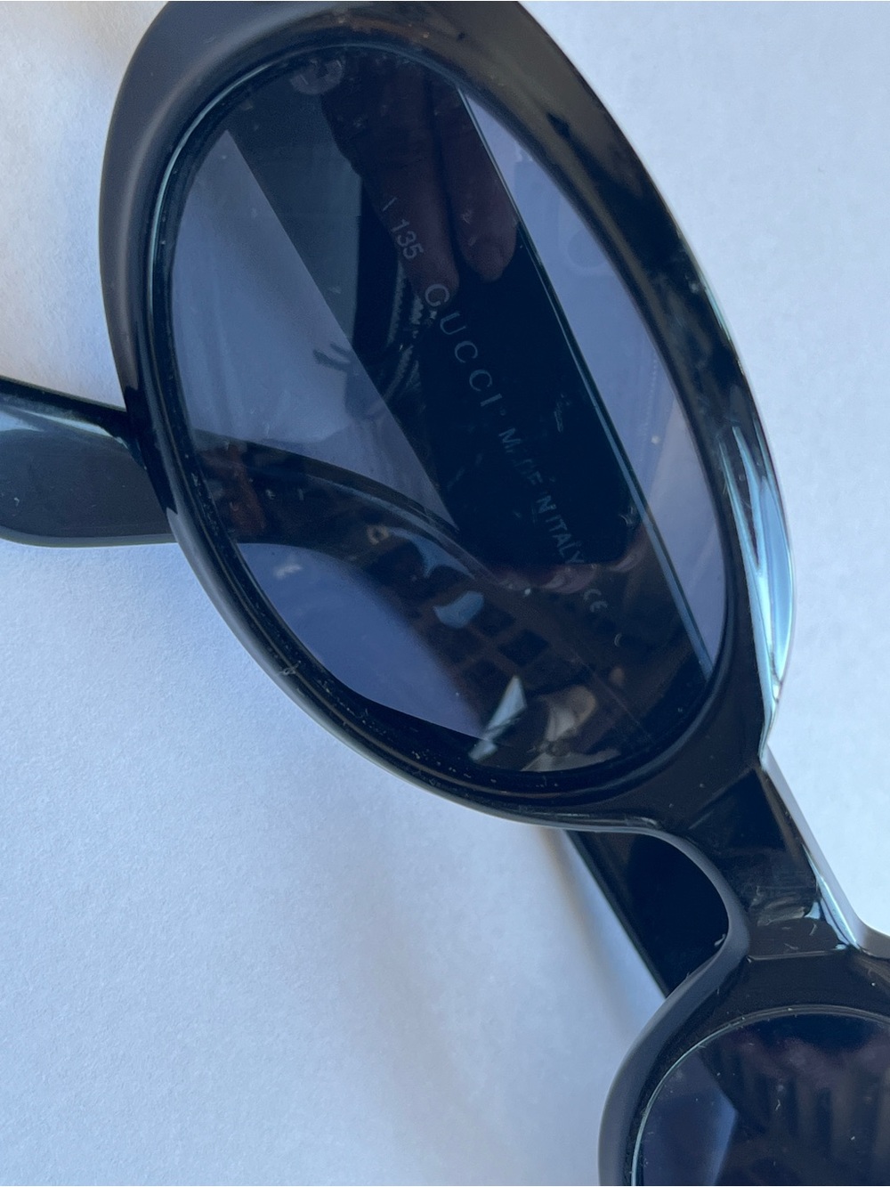 Gucci Black Round Acetate Sunglasses with Silver G Accent - Picture 6 of 7